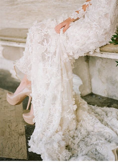 Weitere ideen zu klassisches hochzeitskleid, hochzeitskleid, hochzeit. Werbung / Advertising | Hochzeitskleider spitze, Kleid ...