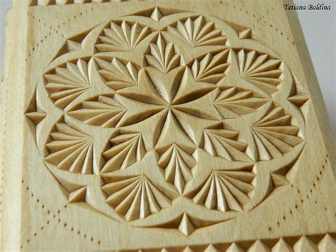 Pin By Tatiana Baldina On Fancychip Chip Carving Carving Carving