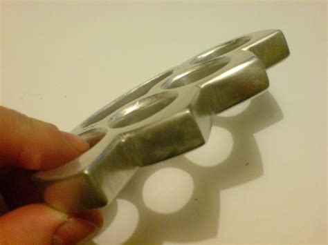 Weaponcollectors Knuckle Duster And Weapon Blog Jagged