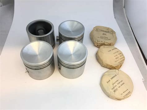 Austin Healey 100 4 Forged 40 Over Piston Set Nos Sports And Classics