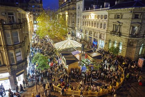 Manchester Christmas Market 2023 Dates Hotels Things To Do