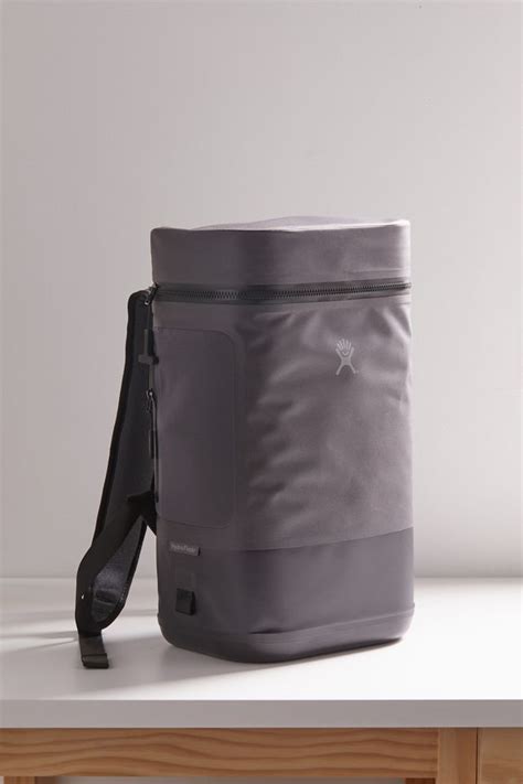 Hydro Flask 15l Soft Backpack Cooler Urban Outfitters