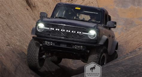 Heres More Intense Off Roading With The 2021 Ford Bronco Carscoops