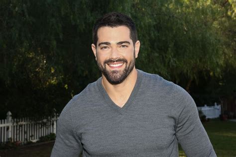 Jesse Metcalfe Having To Go Shirtless So Often Brought A Lot Of Pressure