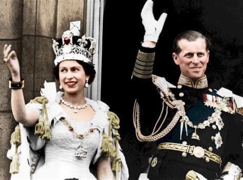 La Reina Isabel Y El Príncipe Felipe Celebraron Hace Poco Su 71