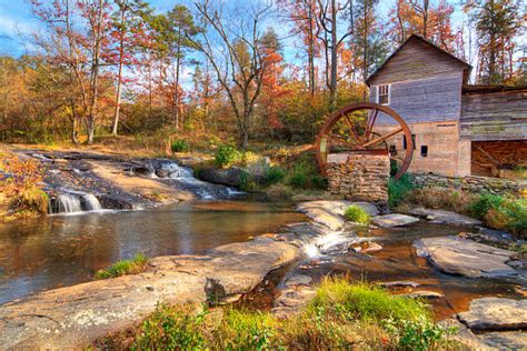 Pics Of Grist Mill Stock Photos Pictures And Royalty Free Images Istock