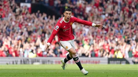 Cristiano Ronaldo Hat Trick Boosts Manchester United Hopes Champions