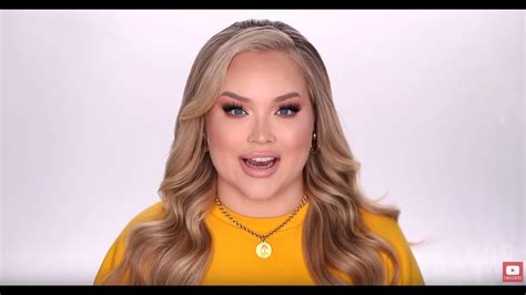 Youtuber Nikkietutorials Comes Out As Trans And Fans Shower Her In Love