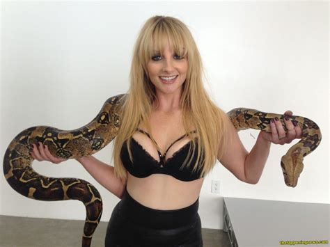 Melissa Rauch Nude Leaked Photos The Fappening 2019