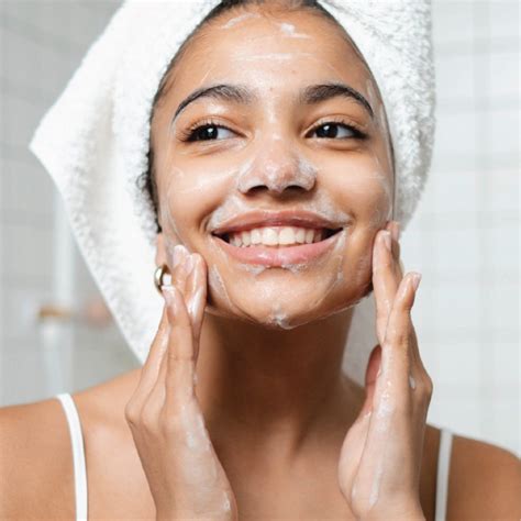 How To Cleanse Your Oily Or Congested Skin The Best Tips And Tricks