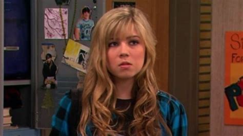 The Actress Whose Career Tanked After ICarly Ended