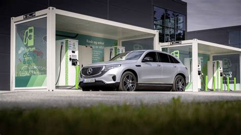 Mercedes Vise La Neutralit Carbone Pour Automobile