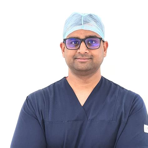 Dr Himanshu Tyagi Spine And Knee Replacement Surgeon Noida