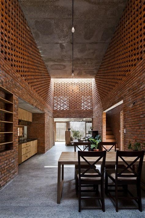 Casa De Ladrillo Muy Original Tropical Architecture Brick Architecture