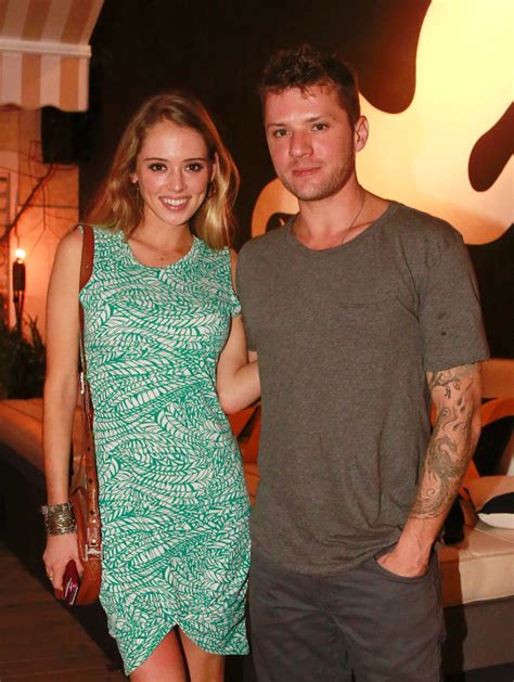 Ryan Phillippe Is Engaged To Longtime Girlfriend Paulina Slagter Glamour