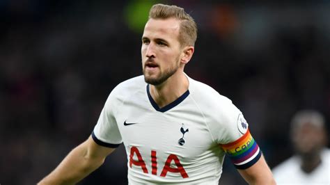 Harry kane of england celebrates after scoring his team's second goal during the 2018 fifa world cup russia group g match between tunisia and england. Will Harry Kane leave Tottenham? A now or never for the ...