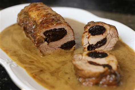 Cocina Andaluza Solomillo De Cerdo Relleno De Ciruelas Al Pedro Ximénez