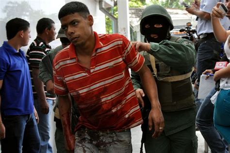 Venezuela Des Affrontements Dans Une Prison Font Au Moins 16 Morts