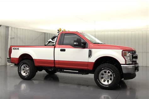 The Two Tone Ford F 250 Highboy Is Back Carbuzz