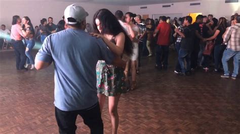 Y Por Esa Calle Vive Que Buen Baile Este Es Nuestro Pueblo Latino