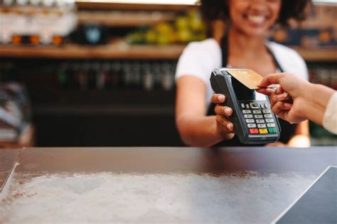 Forty percent chose credit cards, while 35 percent selected debit cards, and only 11 percent specified a preference for using cash.1 consumers' preference for credit cards increased by 5 percent over the same survey's results from 2015, while the results for debit cards fell by 6 percent. Wells Fargo Contactless Credit, Debit Cards | PYMNTS.com
