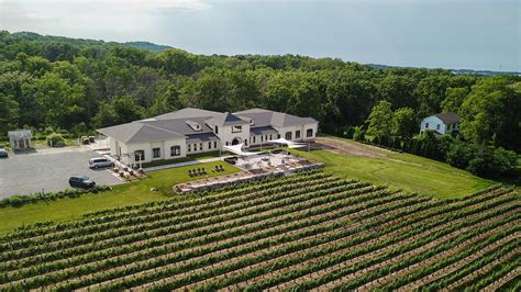 10 Of The Best Wineries In Niagara On The Lake Escapism To