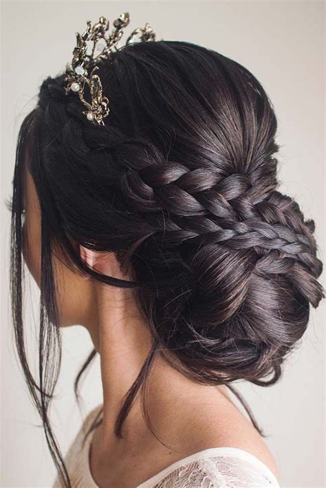 46 Swept Back Wedding Hairstyles For Your Special Bride Look Quince