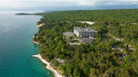 Haludovo Palace Hotel Croatia Greyscape