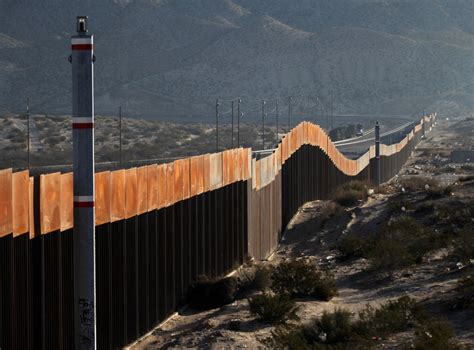 Corte Suprema Revisará Caso Sobre El Muro Fronterizo Entre México Y
