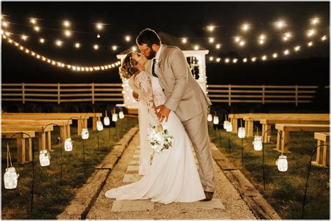 Gustafson Wedding A Magical Event Under The Moon And Stars At Barn On