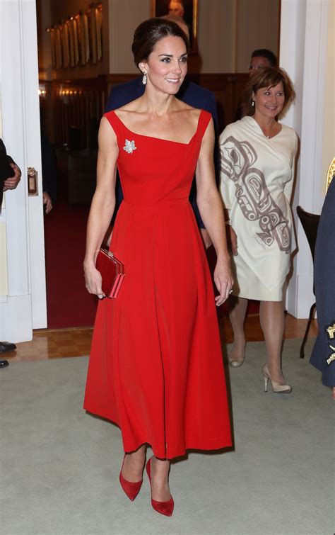 Kate Middleton Wears A Striking 1300 Red Dress For Canadian Reception