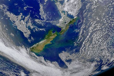 Should The Nearly Submerged Zealandia Be Classified As A Continent