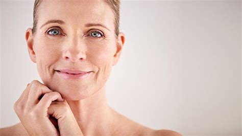 4 Anti Aging Facial Treatments You Should Try