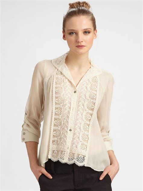 Alice Olivia Lace Flutter Blouse In White Antique