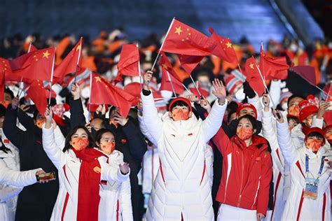 English News 英语新闻 Olympic Delegation Pledges To Promote Nation S Winter Sports