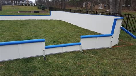 This lightweight, expertly designed kit comes with everything you'll need to set up a cool little 20′ x 20′ rink in just 60 minutes without any tools. Hockey Rink Boards - Rink Board Packages - Backyard Rink ...