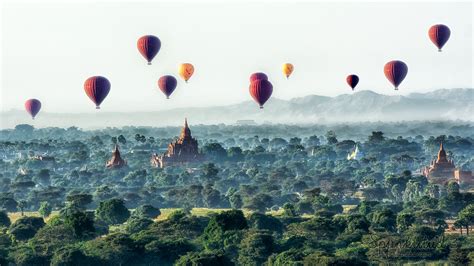 Myanmar Balloons Over Bagan Spunktitud3