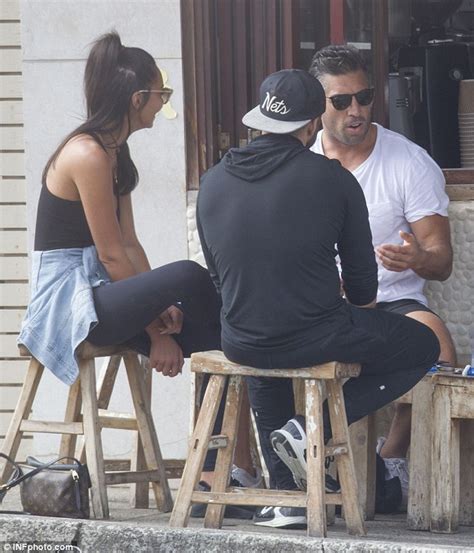 Nrl S Braith Anasta S Rumoured New Girlfriend Rachael Lee Puts On A Busty Display Daily Mail