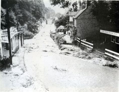 The Great Flood Of 1968 33 Rare Vintage Photos Show England In The Disaster Day ~ Vintage