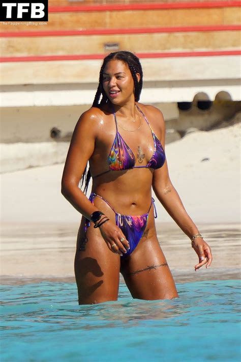 Liz Cambage Nude And Sexy Collection 10 Photos Thefappening