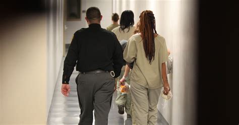 50% of Ohio female inmates need mental care