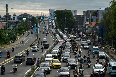 Jakartas Traffic Problem Re Emerges As Congestion Bounces Back To Pre