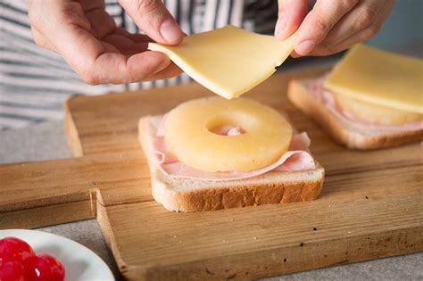 Toast Hawaii