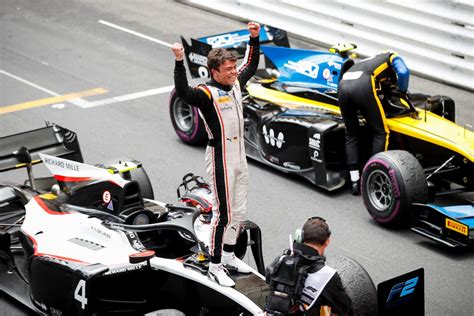 For business and media enquiries: Nyck de Vries, nuevo piloto de simulador de Mercedes ...
