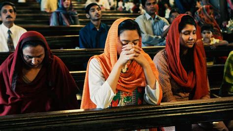 Two Pakistani Christians Jailed For Blasphemy Cbn News
