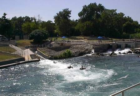 They are not on the comal river, but are strategically located in between the comal tube chute entry and the comal tuber exit. New Braunfels Condo Rentals Comal River | Riverfront Rentals