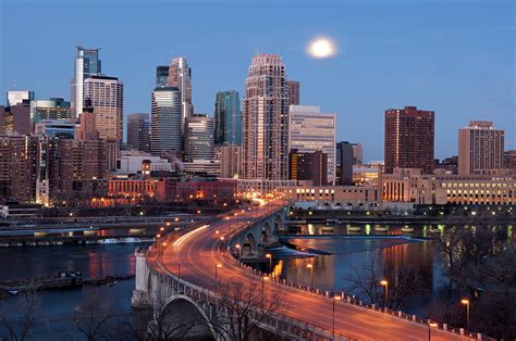 Minneapolis Minnesota Skyline Photograph By Jenniferphotographyimaging