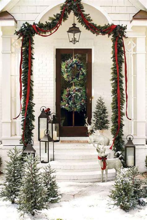 Breathtaking Outdoor Christmas Decorations For Some
