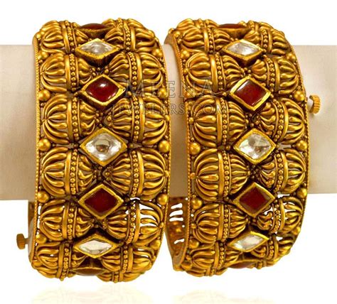 22kt Gold Designer Kada 2pc Antique Bangles Gold