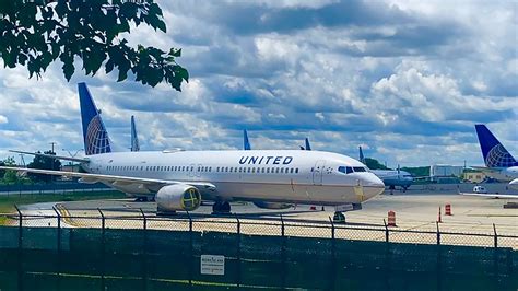 United Airlines Plans Significant Layoffs In Cleveland